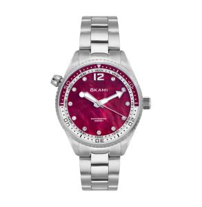 Женские часы на стальном браслете