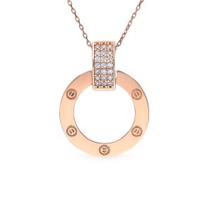 золотое шейное украшение с фианитами